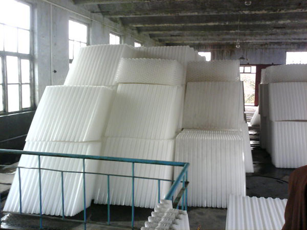 蜂窝斜管生产车间