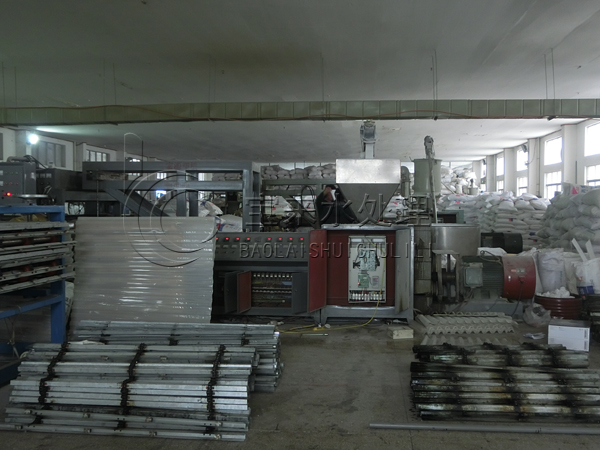 蜂窝直管填料生产设备